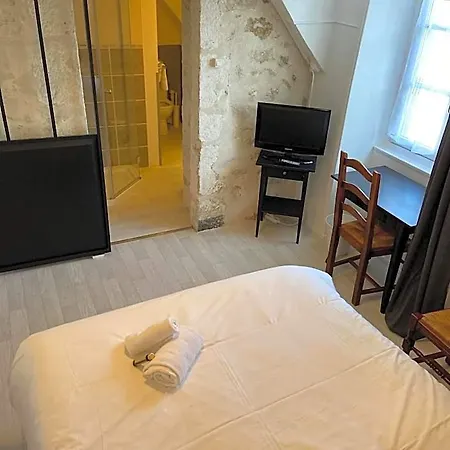 Au Fin Gourmet Hotel